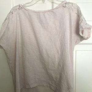 Tee shirt with lace